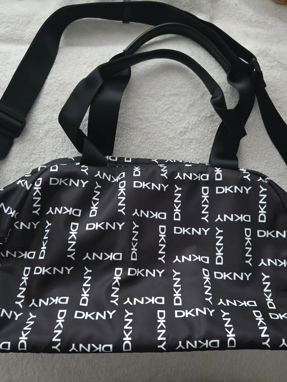 DKNY Nataly Gym Bag, BLK/WHT, Blk/Wht